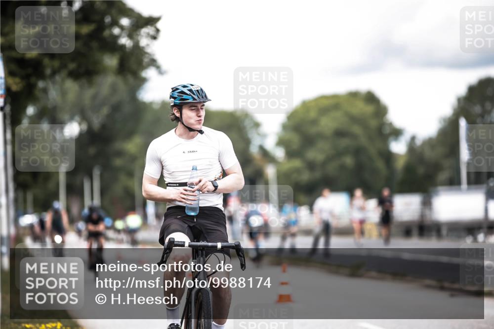 16.08.2026 - KN Förde Triathlon 2026 H.Heesch http://msf.ph/oto/9988174 16.08.2026 13:13:33 Radfahren 517, 538, 717, 736 meine-sportfotos.de
