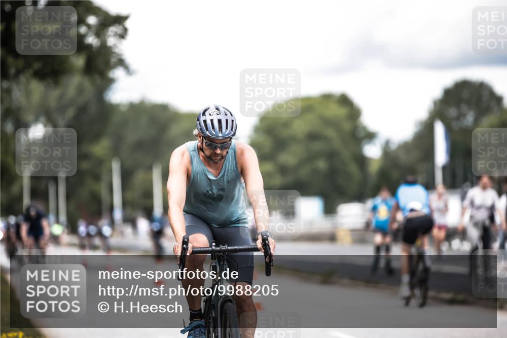 16.08.2026 - KN Förde Triathlon 2026 H.Heesch http://msf.ph/oto/9988205 16.08.2026 13:13:40 Radfahren 506, 577 meine-sportfotos.de