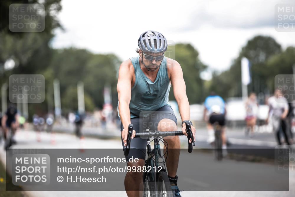 16.08.2026 - KN Förde Triathlon 2026 H.Heesch http://msf.ph/oto/9988212 16.08.2026 13:13:41 Radfahren 506, 577 meine-sportfotos.de