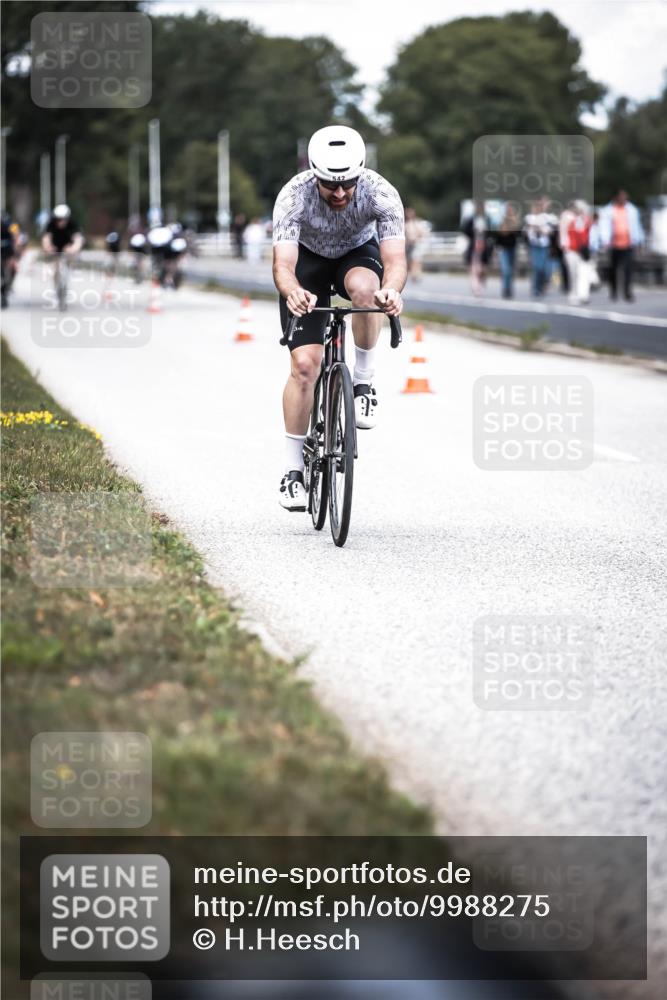 16.08.2026 - KN Förde Triathlon 2026 H.Heesch http://msf.ph/oto/9988275 16.08.2026 13:14:09 Radfahren 509, 545 meine-sportfotos.de