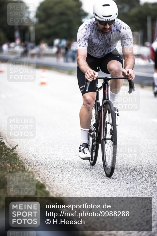 16.08.2026 - KN Förde Triathlon 2026 H.Heesch http://msf.ph/oto/9988288 16.08.2026 13:14:10 Radfahren 509, 530, 545 meine-sportfotos.de