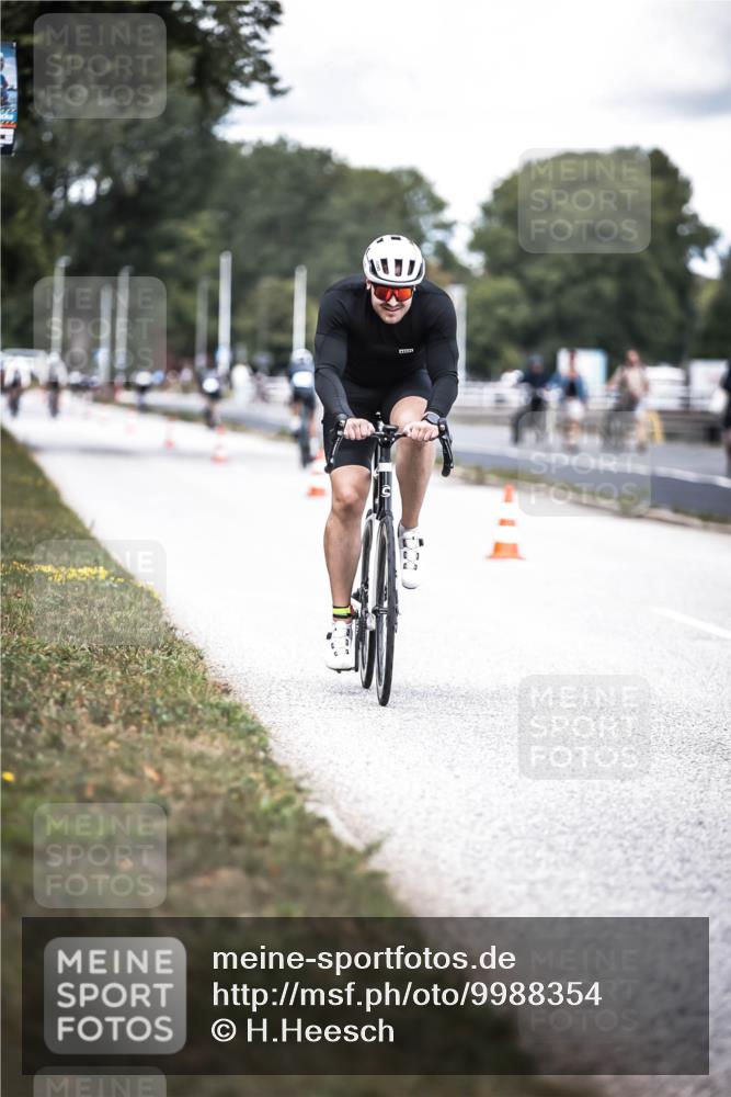 16.08.2026 - KN Förde Triathlon 2026 H.Heesch http://msf.ph/oto/9988354 16.08.2026 13:14:24 Radfahren 546, 555, 561, 568, 610, 705, 740 meine-sportfotos.de
