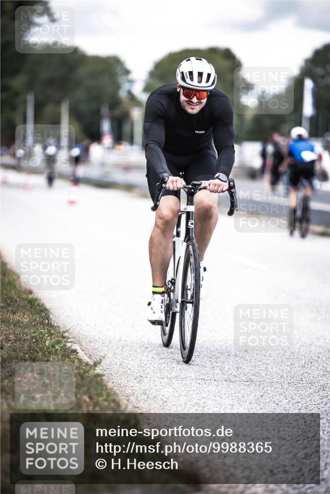 16.08.2026 - KN Förde Triathlon 2026 H.Heesch http://msf.ph/oto/9988365 16.08.2026 13:14:25 Radfahren 546, 555, 561, 568, 610, 705, 740 meine-sportfotos.de