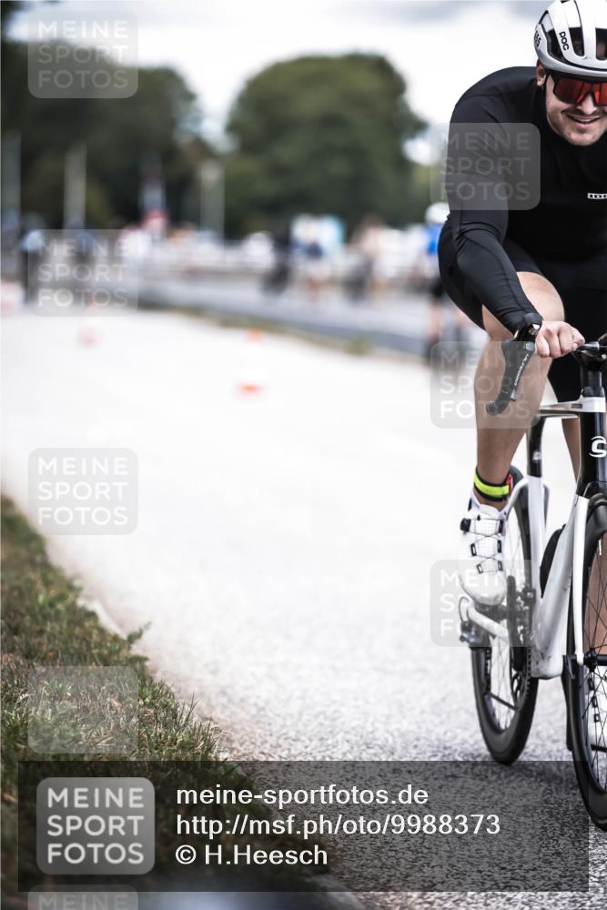 16.08.2026 - KN Förde Triathlon 2026 H.Heesch http://msf.ph/oto/9988373 16.08.2026 13:14:25 Radfahren 546, 555, 561, 568, 610, 705, 740 meine-sportfotos.de