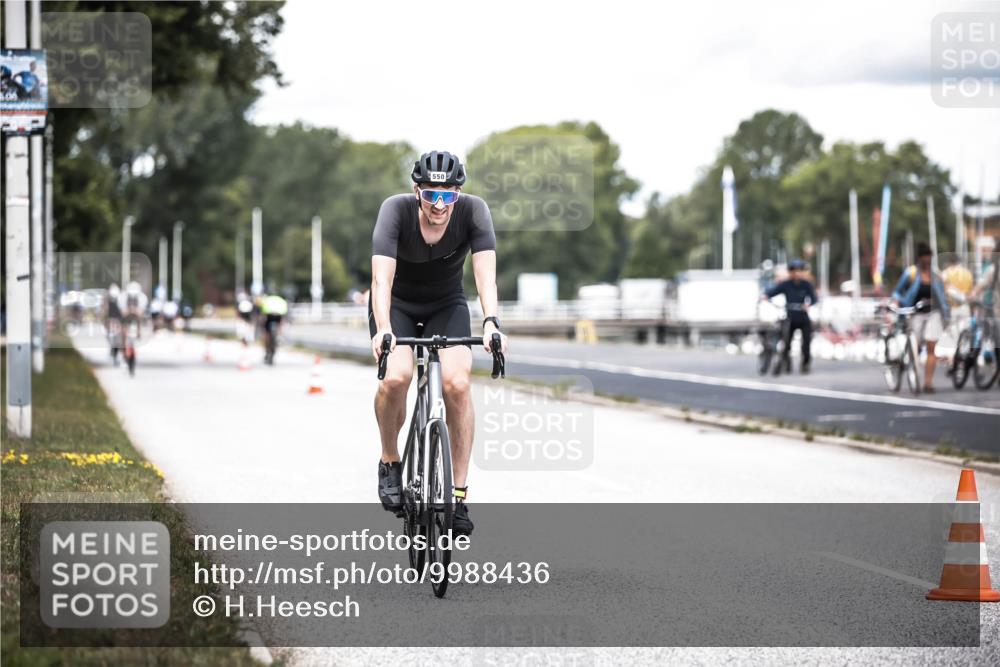 16.08.2026 - KN Förde Triathlon 2026 H.Heesch http://msf.ph/oto/9988436 16.08.2026 13:14:54 Radfahren 513, 550 meine-sportfotos.de