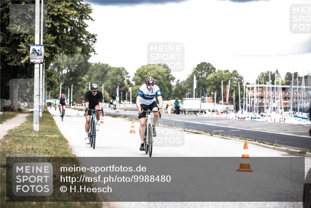 16.08.2026 - KN Förde Triathlon 2026 H.Heesch http://msf.ph/oto/9988480 16.08.2026 13:15:19 Radfahren 575, 708, 711 meine-sportfotos.de