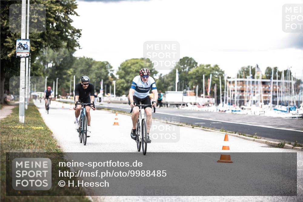 16.08.2026 - KN Förde Triathlon 2026 H.Heesch http://msf.ph/oto/9988485 16.08.2026 13:15:20 Radfahren 575, 708, 711 meine-sportfotos.de