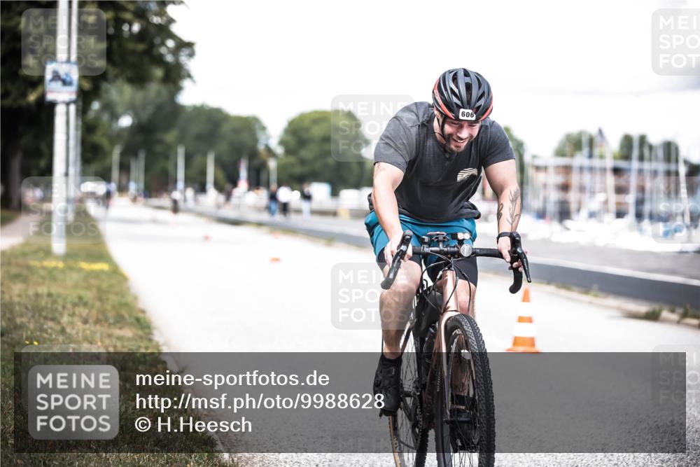 16.08.2026 - KN Förde Triathlon 2026 H.Heesch http://msf.ph/oto/9988628 16.08.2026 13:15:52 Radfahren 569, 606, 742 meine-sportfotos.de