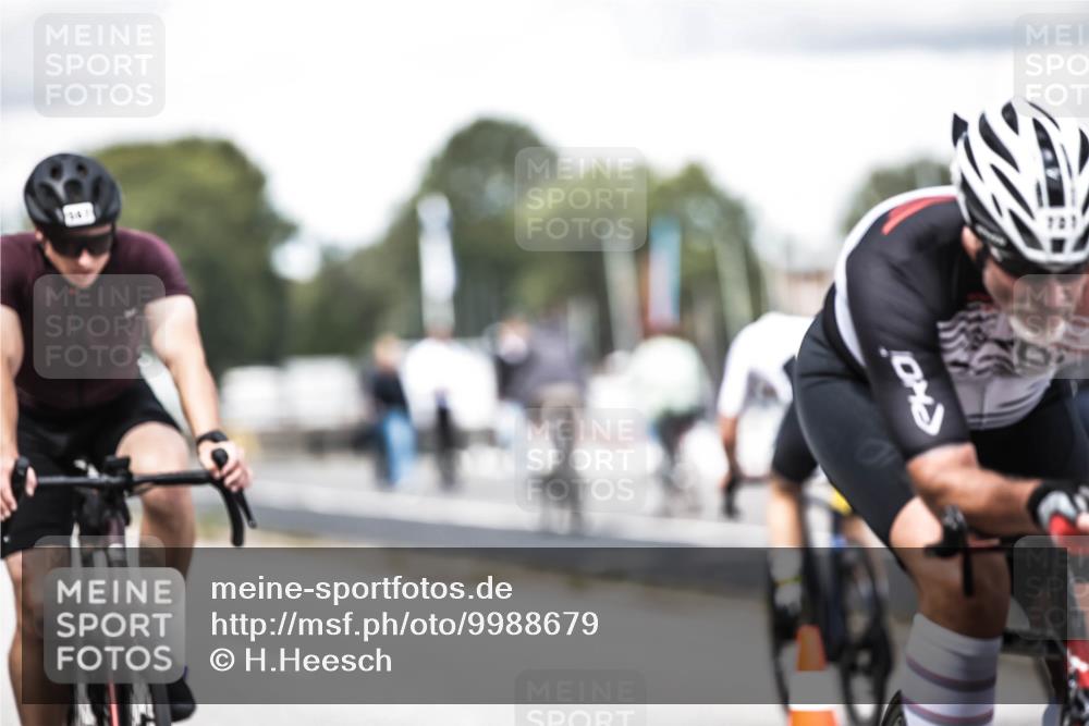 16.08.2026 - KN Förde Triathlon 2026 H.Heesch http://msf.ph/oto/9988679 16.08.2026 13:16:18 Radfahren 519, 520, 535, 552, 567, 585, 715, 717, 727, 732 meine-sportfotos.de