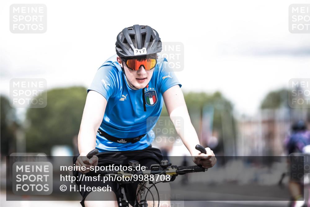 16.08.2026 - KN Förde Triathlon 2026 H.Heesch http://msf.ph/oto/9988708 16.08.2026 13:16:23 Radfahren 519, 520, 565, 611, 715, 717 meine-sportfotos.de
