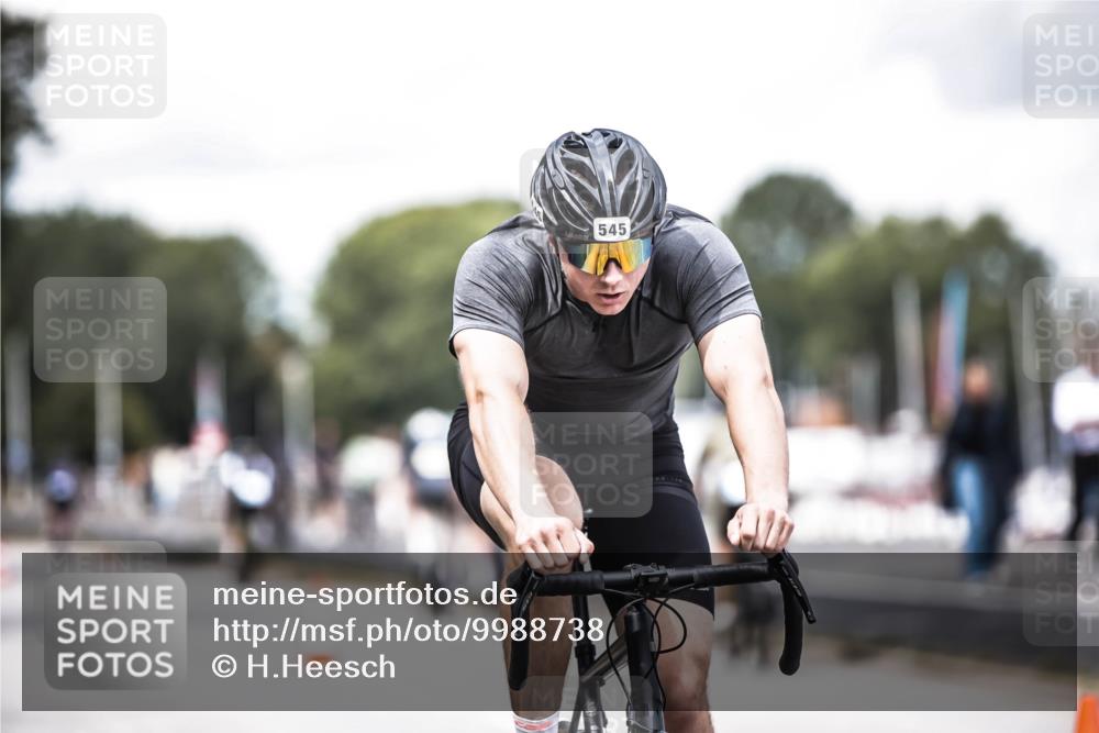 16.08.2026 - KN Förde Triathlon 2026 H.Heesch http://msf.ph/oto/9988738 16.08.2026 13:16:30 Radfahren 545, 579, 611, 725 meine-sportfotos.de