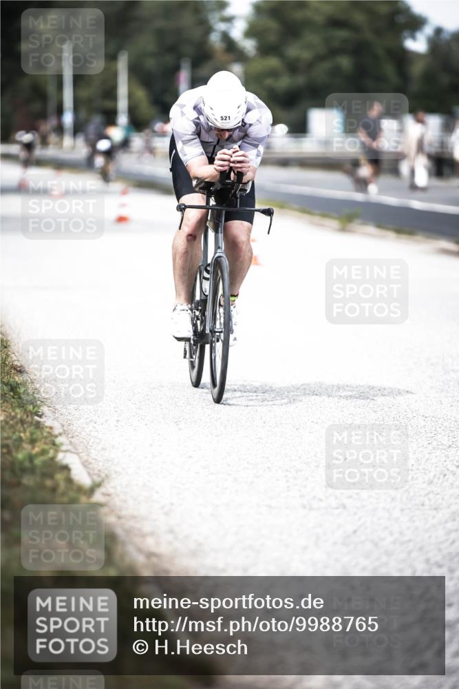 16.08.2026 - KN Förde Triathlon 2026 H.Heesch http://msf.ph/oto/9988765 16.08.2026 13:16:48 Radfahren 600, 710, 713, 714 meine-sportfotos.de