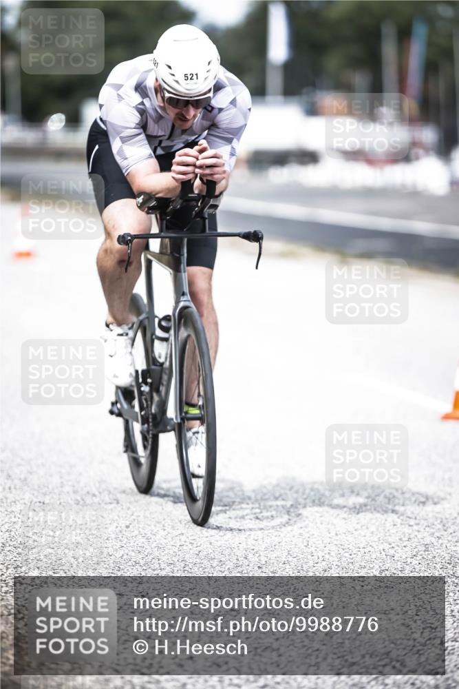16.08.2026 - KN Förde Triathlon 2026 H.Heesch http://msf.ph/oto/9988776 16.08.2026 13:16:49 Radfahren 543, 561, 710, 713, 714 meine-sportfotos.de
