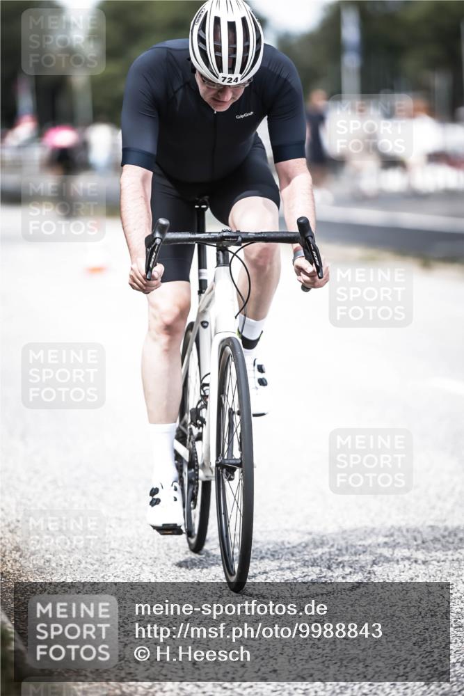 16.08.2026 - KN Förde Triathlon 2026 H.Heesch http://msf.ph/oto/9988843 16.08.2026 13:16:58 Radfahren 546, 583, 724 meine-sportfotos.de