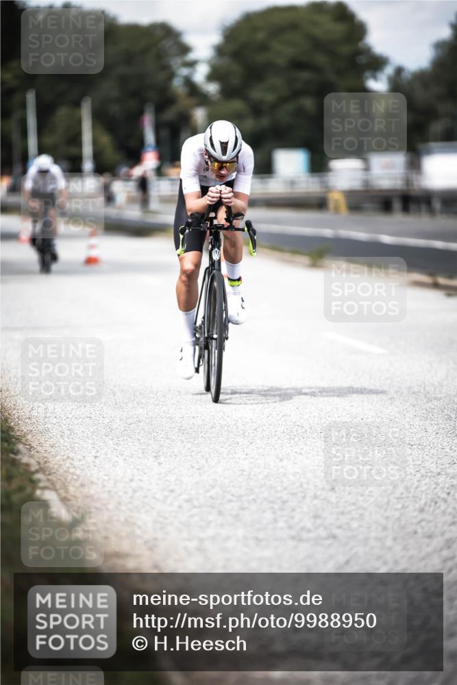 16.08.2026 - KN Förde Triathlon 2026 H.Heesch http://msf.ph/oto/9988950 16.08.2026 13:18:09 Radfahren 720, 732, 738 meine-sportfotos.de