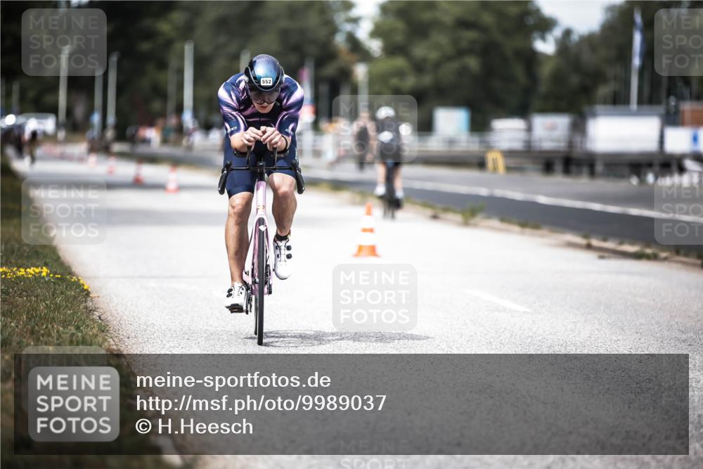 16.08.2026 - KN Förde Triathlon 2026 H.Heesch http://msf.ph/oto/9989037 16.08.2026 13:18:25 Radfahren 590, 602, 607, 702 meine-sportfotos.de