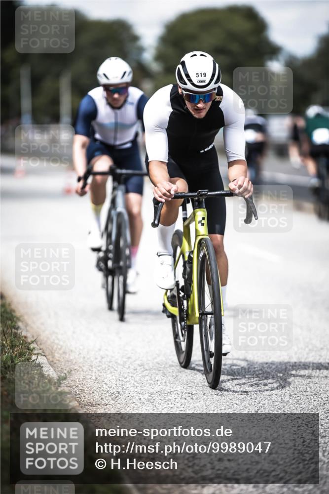 16.08.2026 - KN Förde Triathlon 2026 H.Heesch http://msf.ph/oto/9989047 16.08.2026 13:18:37 Radfahren 547, 592 meine-sportfotos.de