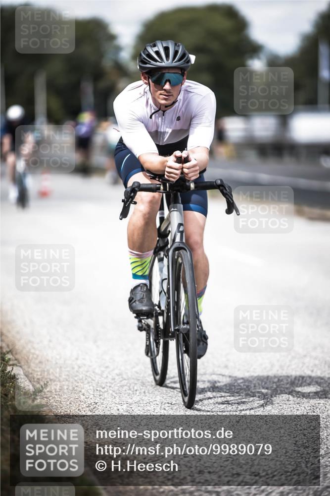 16.08.2026 - KN Förde Triathlon 2026 H.Heesch http://msf.ph/oto/9989079 16.08.2026 13:18:43 Radfahren 559, 566, 592, 597, 603, 609, 715, 718 meine-sportfotos.de
