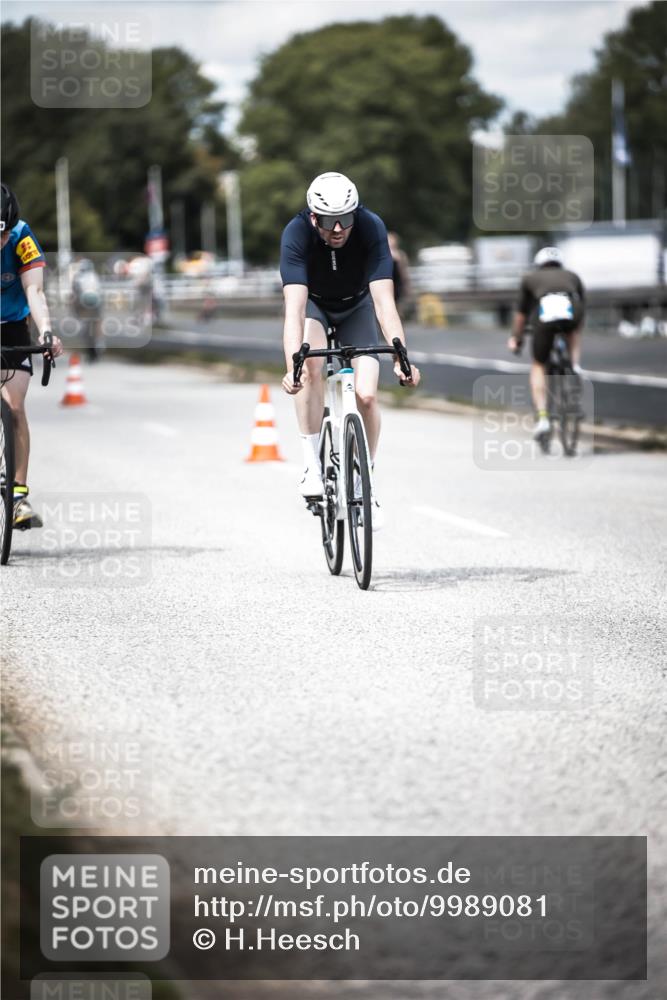 16.08.2026 - KN Förde Triathlon 2026 H.Heesch http://msf.ph/oto/9989081 16.08.2026 13:18:46 Radfahren 559, 566, 597, 603, 609, 715, 718 meine-sportfotos.de