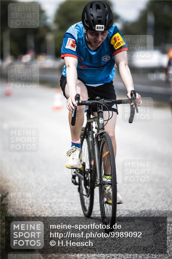 16.08.2026 - KN Förde Triathlon 2026 H.Heesch http://msf.ph/oto/9989092 16.08.2026 13:18:48 Radfahren 603, 609, 715, 718 meine-sportfotos.de