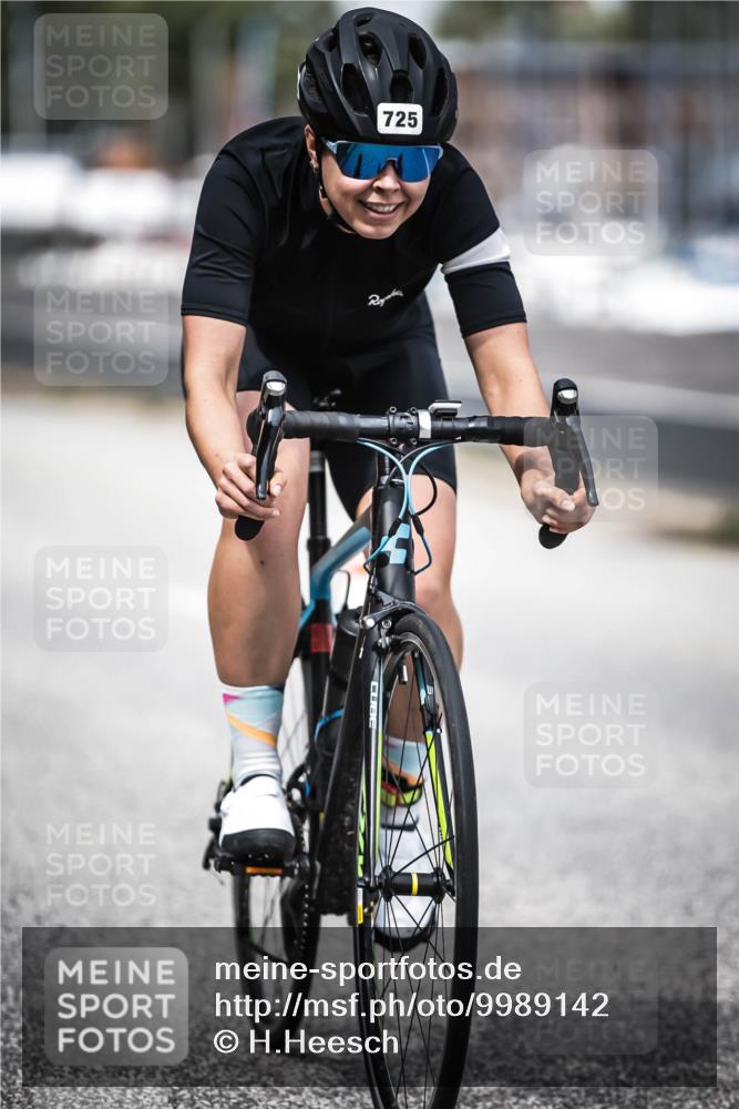 16.08.2026 - KN Förde Triathlon 2026 H.Heesch http://msf.ph/oto/9989142 16.08.2026 13:18:58 Radfahren 565, 704, 719, 725 meine-sportfotos.de