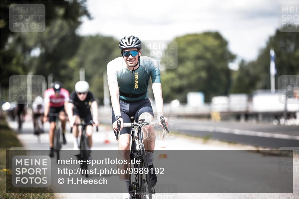 16.08.2026 - KN Förde Triathlon 2026 H.Heesch http://msf.ph/oto/9989192 16.08.2026 13:19:21 Radfahren 600, 706, 713, 714 meine-sportfotos.de