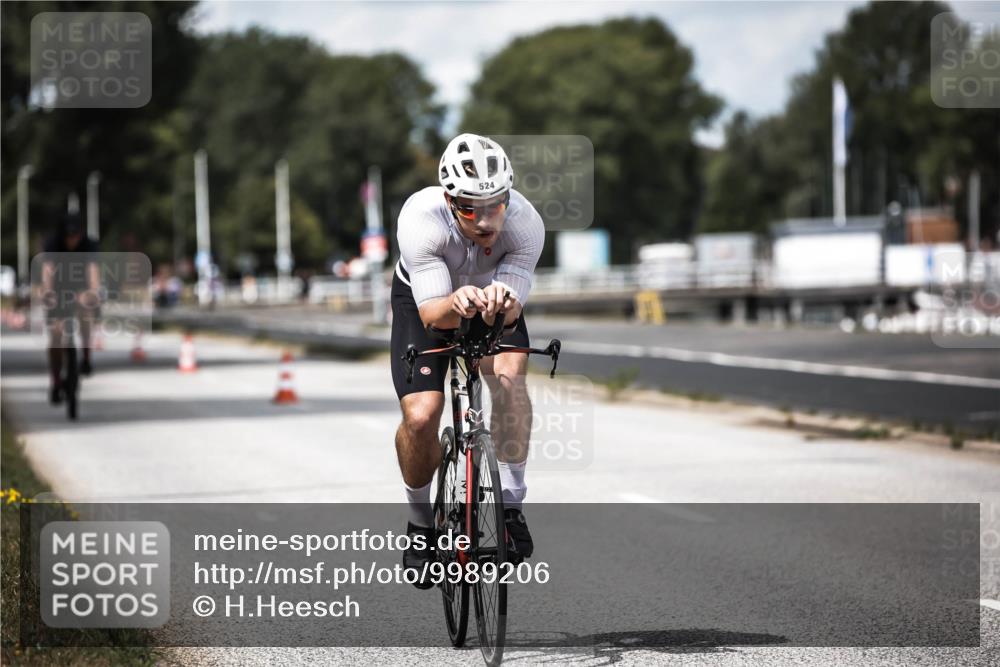 16.08.2026 - KN Förde Triathlon 2026 H.Heesch http://msf.ph/oto/9989206 16.08.2026 13:19:24 Radfahren 600, 713, 714, 735 meine-sportfotos.de
