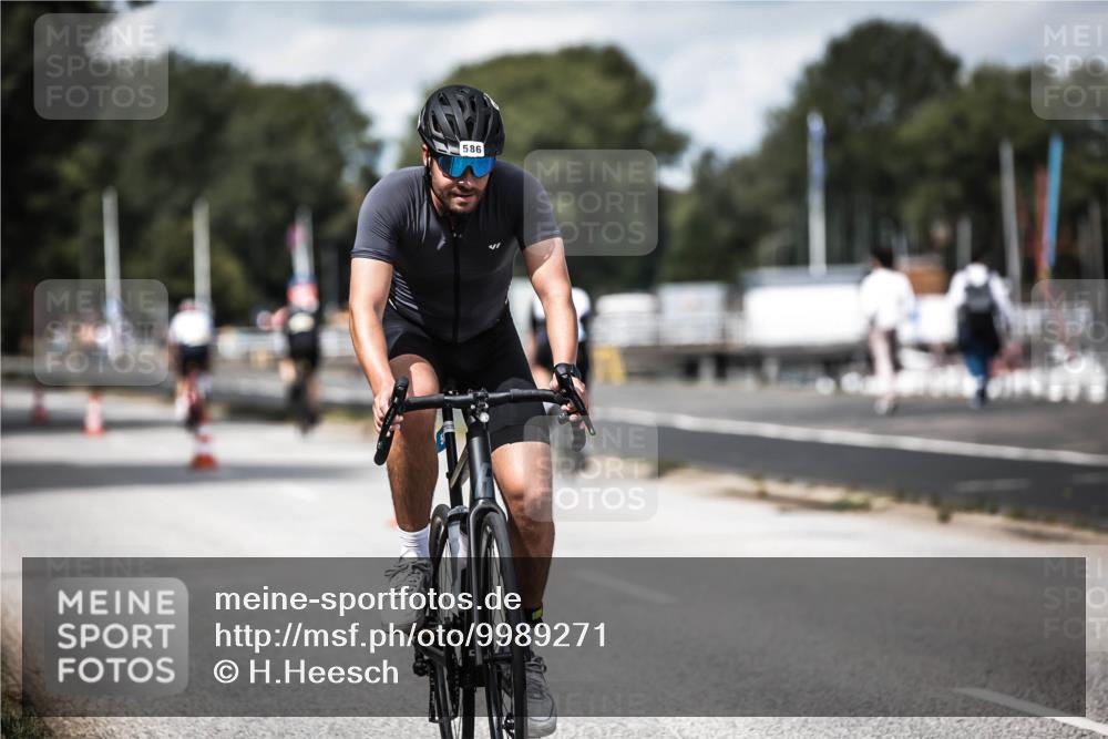 16.08.2026 - KN Förde Triathlon 2026 H.Heesch http://msf.ph/oto/9989271 16.08.2026 13:19:43 Radfahren 576, 586, 605 meine-sportfotos.de