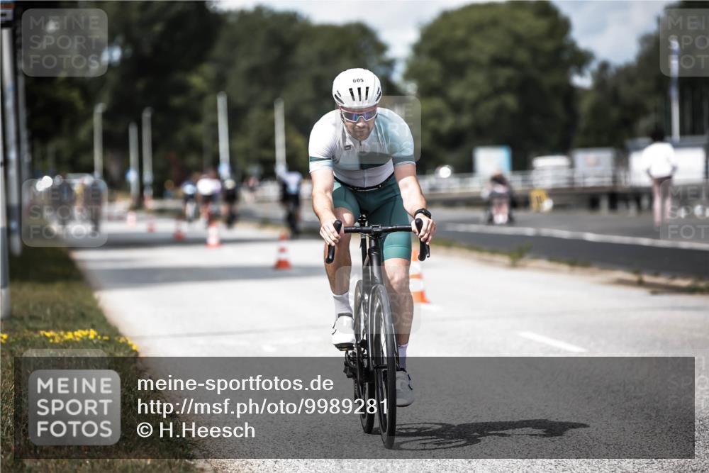 16.08.2026 - KN Förde Triathlon 2026 H.Heesch http://msf.ph/oto/9989281 16.08.2026 13:19:48 Radfahren 576, 605 meine-sportfotos.de
