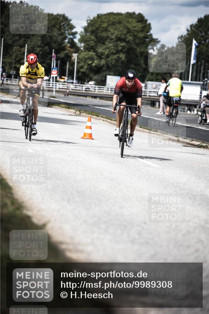 16.08.2026 - KN Förde Triathlon 2026 H.Heesch http://msf.ph/oto/9989308 16.08.2026 13:20:00 Radfahren 553, 562, 594, 612, 709, 723, 733, 737 meine-sportfotos.de