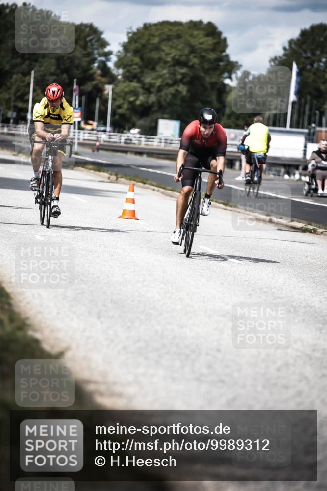 16.08.2026 - KN Förde Triathlon 2026 H.Heesch http://msf.ph/oto/9989312 16.08.2026 13:20:00 Radfahren 553, 562, 594, 612, 709, 723, 733, 737 meine-sportfotos.de