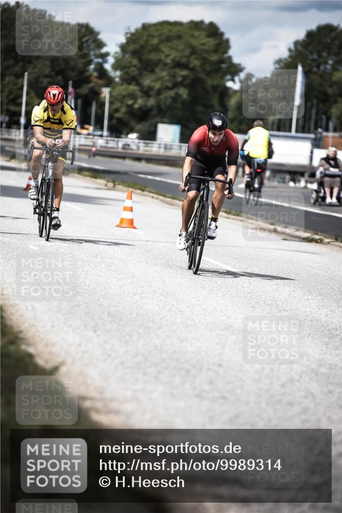 16.08.2026 - KN Förde Triathlon 2026 H.Heesch http://msf.ph/oto/9989314 16.08.2026 13:20:01 Radfahren 562, 709, 723, 733, 737 meine-sportfotos.de