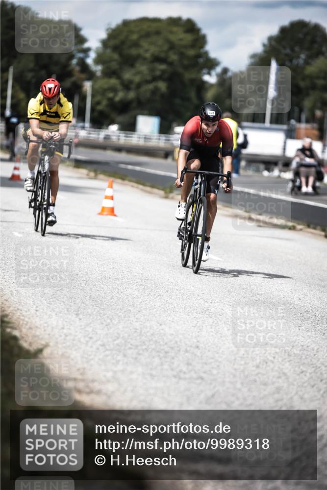 16.08.2026 - KN Förde Triathlon 2026 H.Heesch http://msf.ph/oto/9989318 16.08.2026 13:20:01 Radfahren 562, 709, 723, 733, 737 meine-sportfotos.de