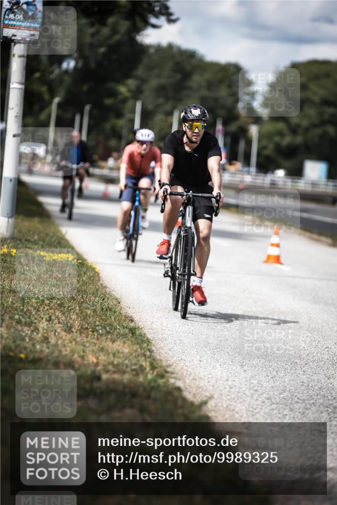 16.08.2026 - KN Förde Triathlon 2026 H.Heesch http://msf.ph/oto/9989325 16.08.2026 13:20:02 Radfahren 562, 591, 709, 723, 733, 737 meine-sportfotos.de