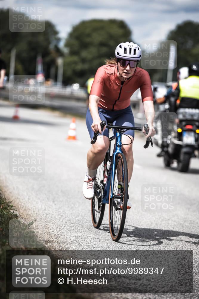 16.08.2026 - KN Förde Triathlon 2026 H.Heesch http://msf.ph/oto/9989347 16.08.2026 13:20:05 Radfahren 532, 562, 591, 709, 723, 737 meine-sportfotos.de