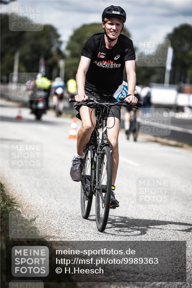 16.08.2026 - KN Förde Triathlon 2026 H.Heesch http://msf.ph/oto/9989363 16.08.2026 13:20:07 Radfahren 532, 562, 591, 709, 737 meine-sportfotos.de