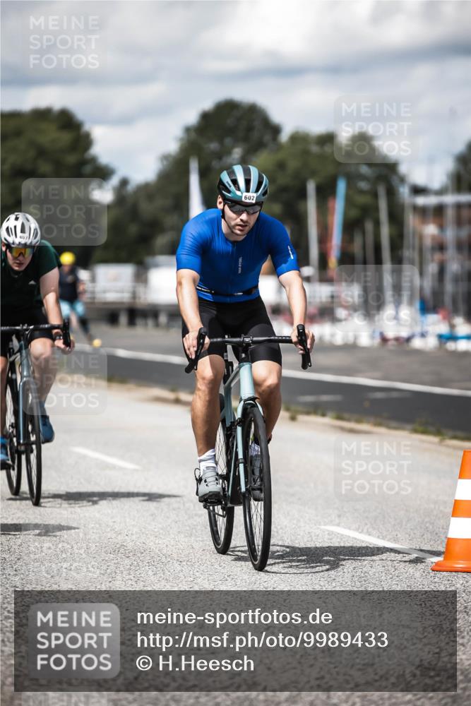 16.08.2026 - KN Förde Triathlon 2026 H.Heesch http://msf.ph/oto/9989433 16.08.2026 13:20:57 Radfahren 544, 581, 602, 607, 720 meine-sportfotos.de