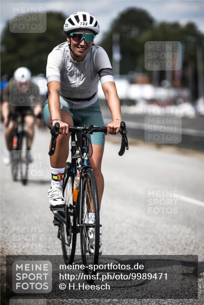 16.08.2026 - KN Förde Triathlon 2026 H.Heesch http://msf.ph/oto/9989471 16.08.2026 13:21:04 Radfahren 568, 572, 578, 596, 722, 729, 746 meine-sportfotos.de