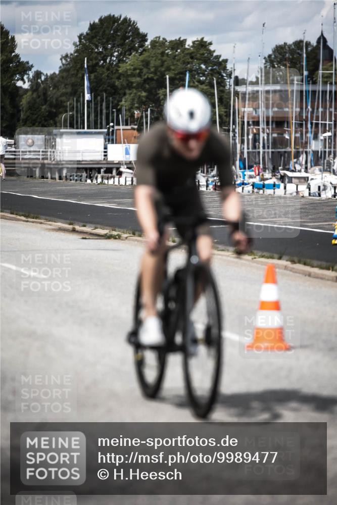 16.08.2026 - KN Förde Triathlon 2026 H.Heesch http://msf.ph/oto/9989477 16.08.2026 13:21:05 Radfahren 568, 572, 578, 596, 722, 729, 746 meine-sportfotos.de