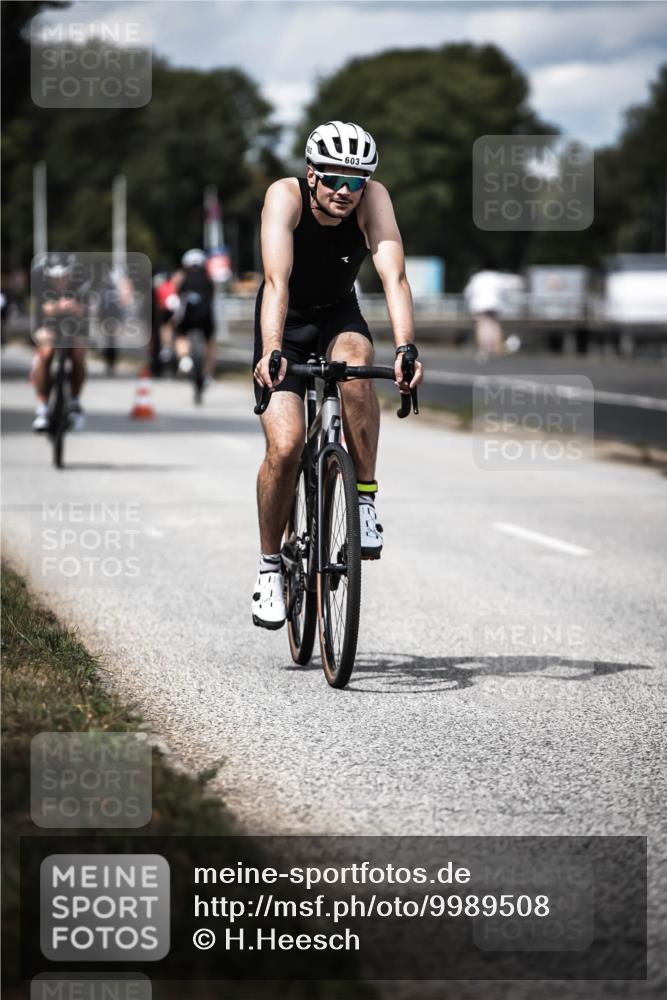 16.08.2026 - KN Förde Triathlon 2026 H.Heesch http://msf.ph/oto/9989508 16.08.2026 13:21:17 Radfahren 592, 597, 603, 608, 703 meine-sportfotos.de