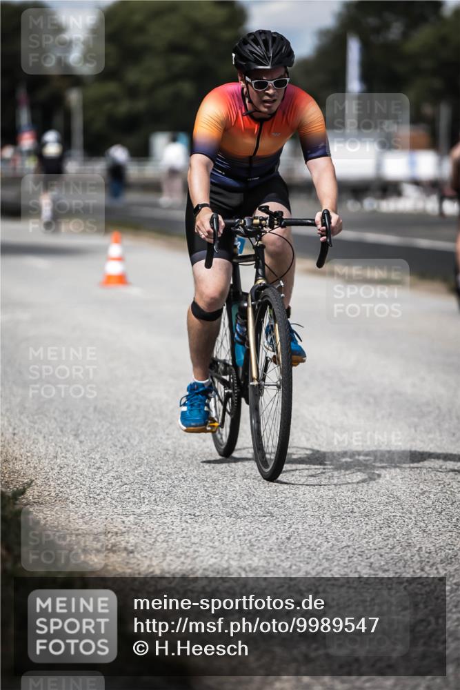 16.08.2026 - KN Förde Triathlon 2026 H.Heesch http://msf.ph/oto/9989547 16.08.2026 13:21:22 Radfahren 592 meine-sportfotos.de