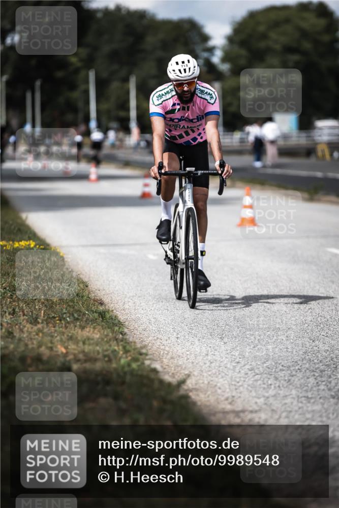16.08.2026 - KN Förde Triathlon 2026 H.Heesch http://msf.ph/oto/9989548 16.08.2026 13:21:33 Radfahren 538, 718 meine-sportfotos.de