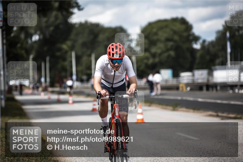 16.08.2026 - KN Förde Triathlon 2026 H.Heesch http://msf.ph/oto/9989621 16.08.2026 13:21:50 Radfahren 555 meine-sportfotos.de