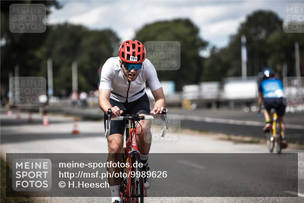 16.08.2026 - KN Förde Triathlon 2026 H.Heesch http://msf.ph/oto/9989626 16.08.2026 13:21:50 Radfahren 555 meine-sportfotos.de