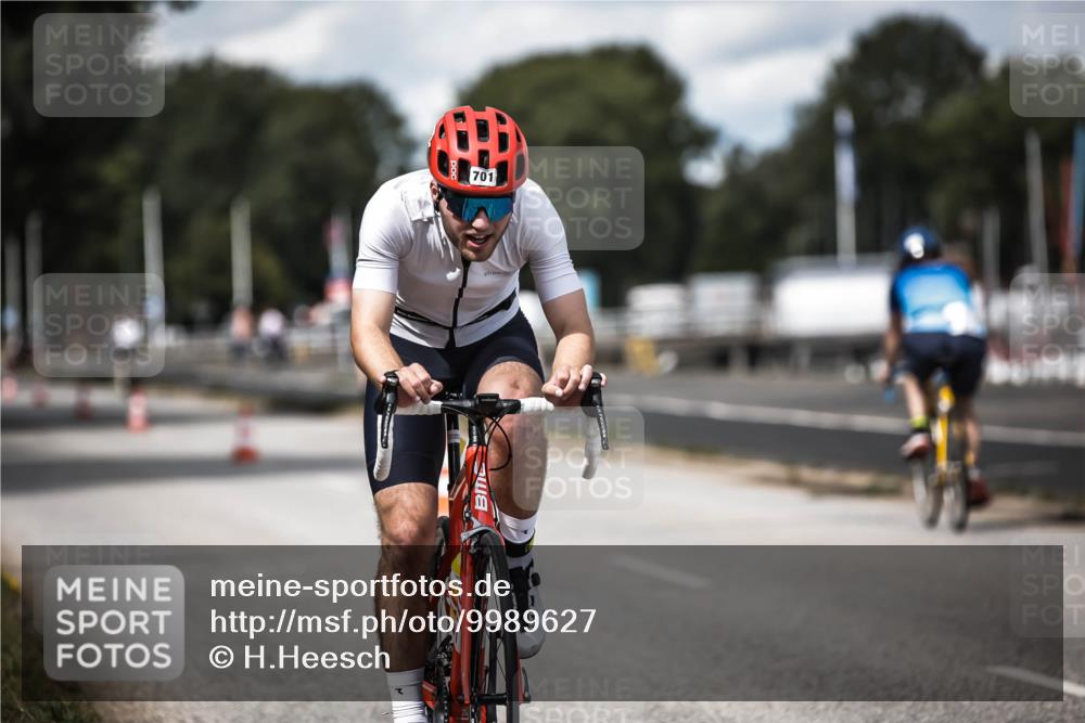 16.08.2026 - KN Förde Triathlon 2026 H.Heesch http://msf.ph/oto/9989627 16.08.2026 13:21:50 Radfahren 555 meine-sportfotos.de