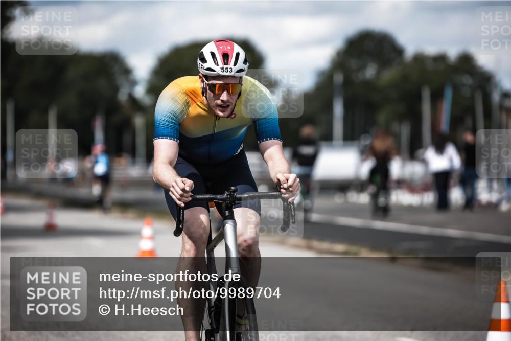 16.08.2026 - KN Förde Triathlon 2026 H.Heesch http://msf.ph/oto/9989704 16.08.2026 13:22:19 Radfahren 548 meine-sportfotos.de