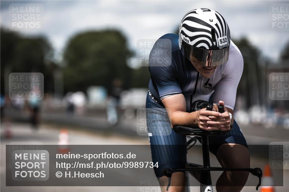 16.08.2026 - KN Förde Triathlon 2026 H.Heesch http://msf.ph/oto/9989734 16.08.2026 13:22:22 Radfahren 548, 599 meine-sportfotos.de