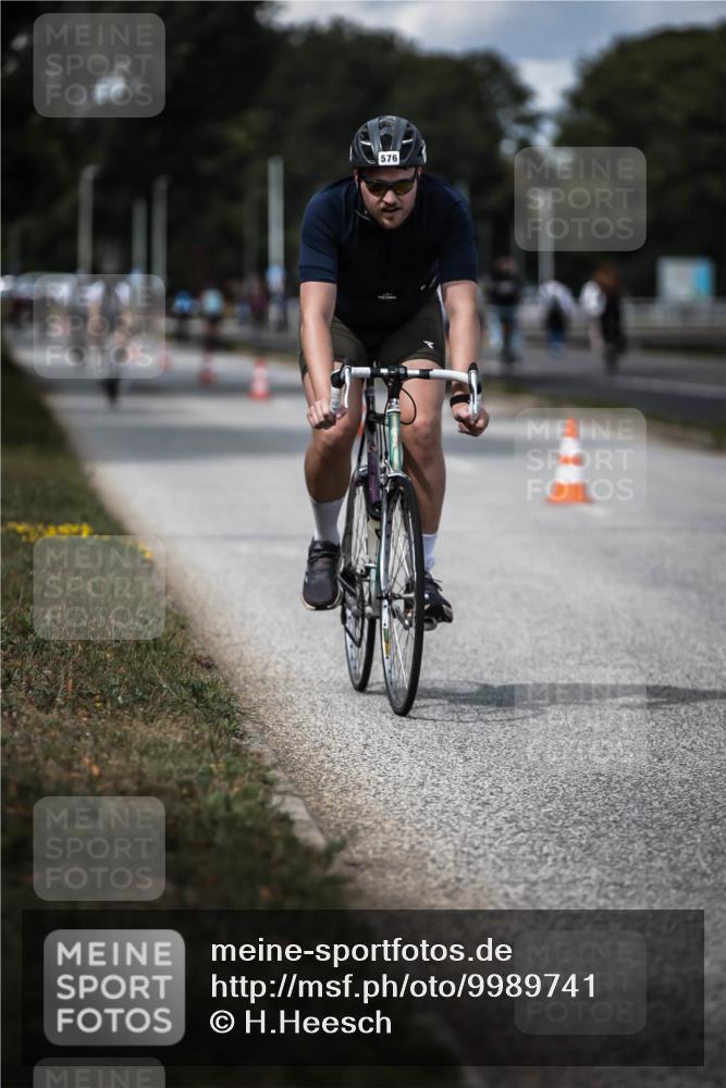 16.08.2026 - KN Förde Triathlon 2026 H.Heesch http://msf.ph/oto/9989741 16.08.2026 13:22:32 Radfahren 576, 601, 721 meine-sportfotos.de