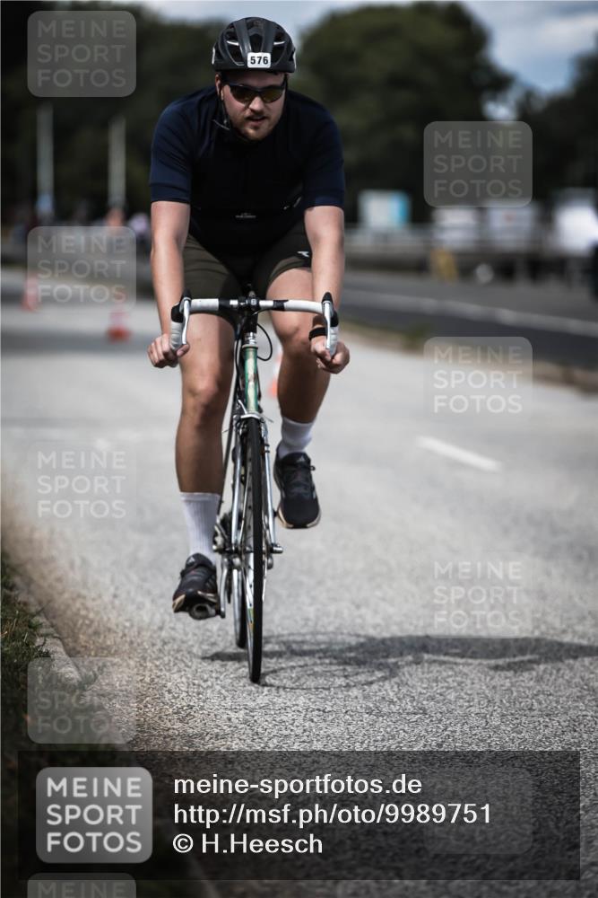 16.08.2026 - KN Förde Triathlon 2026 H.Heesch http://msf.ph/oto/9989751 16.08.2026 13:22:32 Radfahren 576, 601, 721 meine-sportfotos.de