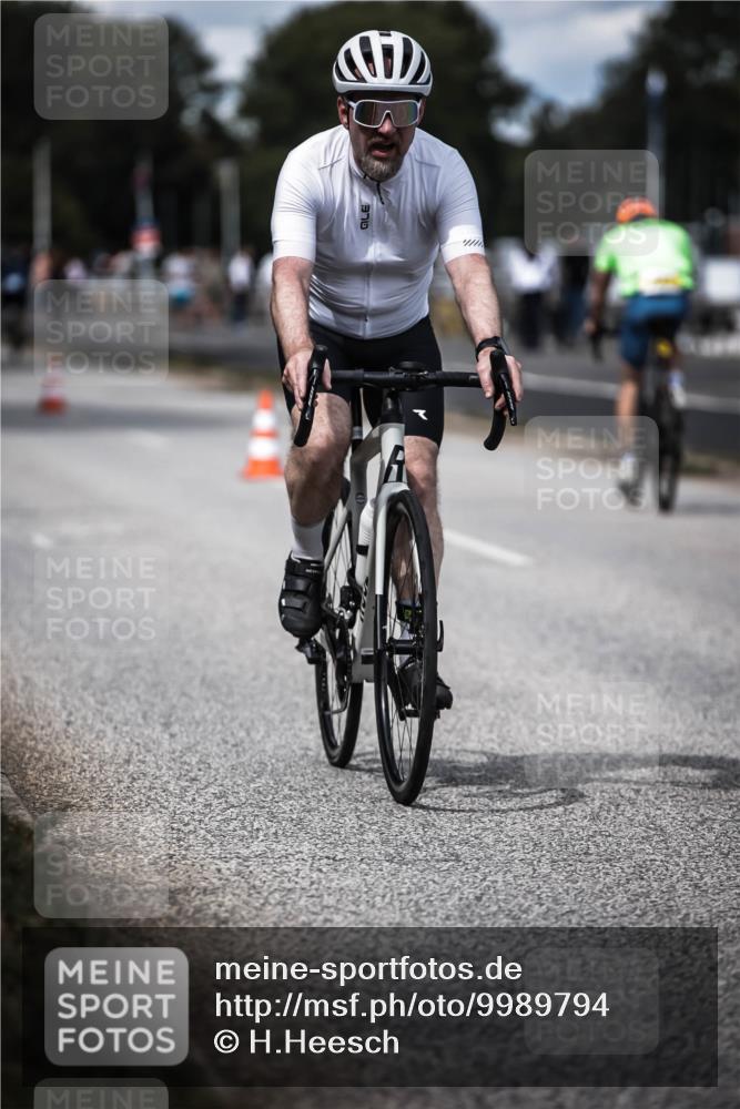 16.08.2026 - KN Förde Triathlon 2026 H.Heesch http://msf.ph/oto/9989794 16.08.2026 13:22:42 Radfahren 737 meine-sportfotos.de